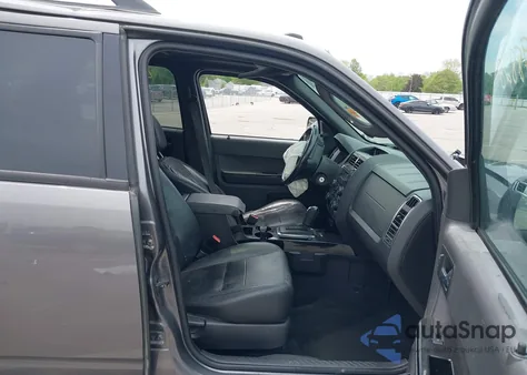 2012 Ford Escape Xlt z USA, uszkodzony, nr VIN 1FMCU9D73CKB98851